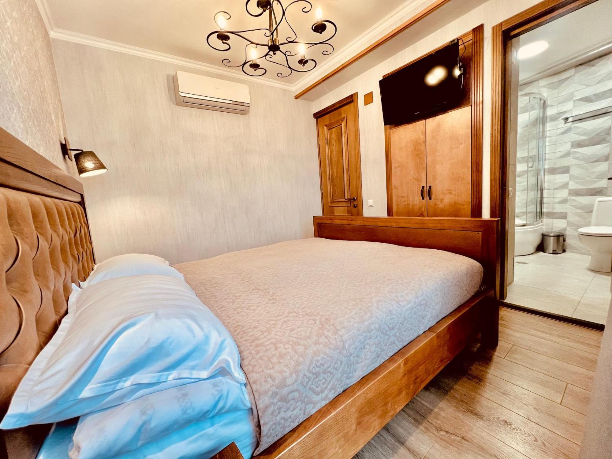 Hotel Vinoodor - Ვინოოდორ Telavi Esterno foto